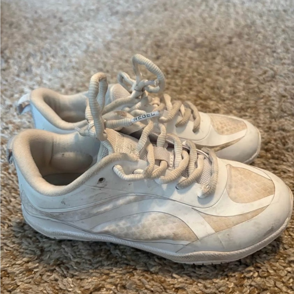 Kids White Rebel Cheer Sneakers